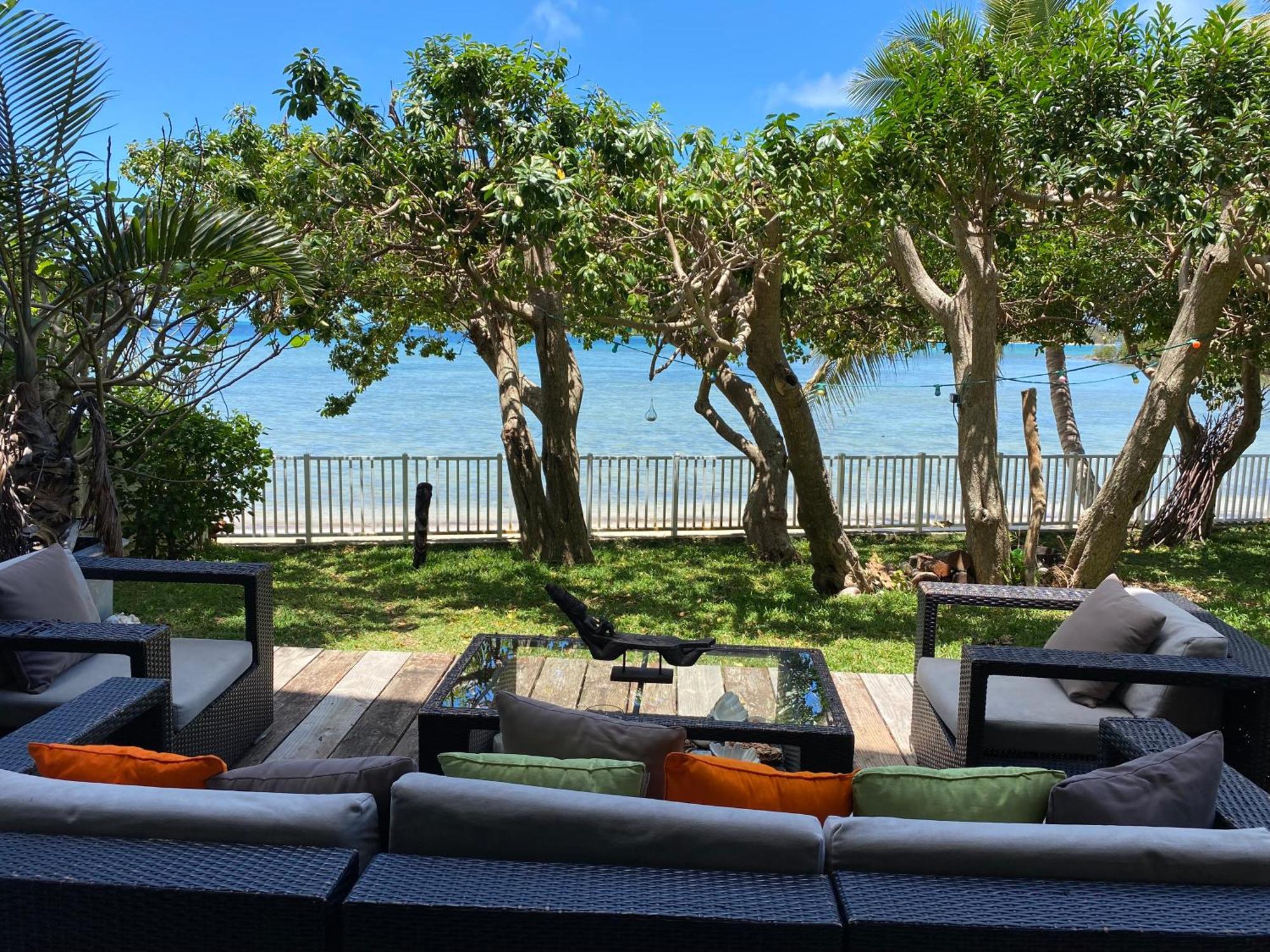 شقة Michelle'S Flat By The Sea نومْيا المظهر الخارجي الصورة